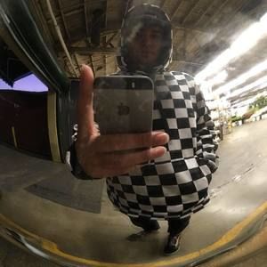 Meet your Posher, Christian